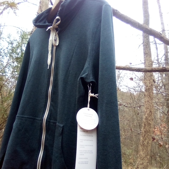 Vuori Halo Performance Hoodie Midnight Heather Women's Medium NWT - Picture 4 of 7